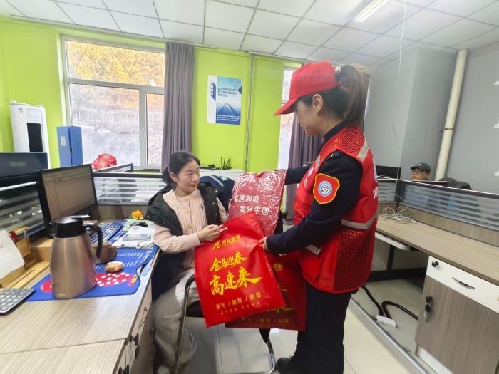 b420bb4e6cb5fe8ac456f6282f4d2bf3