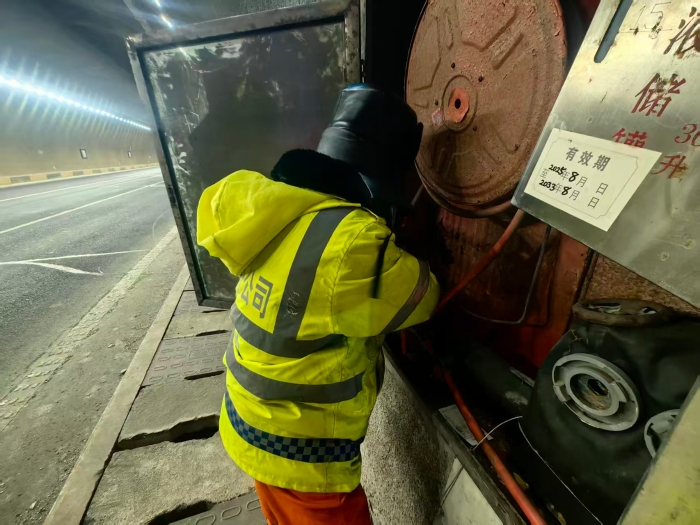 704368269ed12f34cd265a9430c9fde0