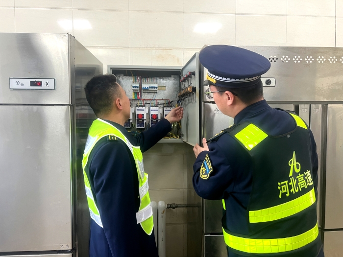 BAAFB6DE4D4480E53539DA29B694F28B