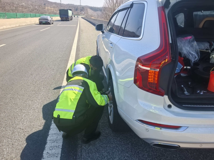 5f2a5bc95bc03e380b31eca292d8415e