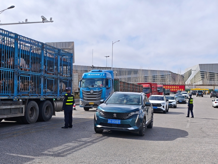 906d8de2c3b345c6b7807e5630a351d2