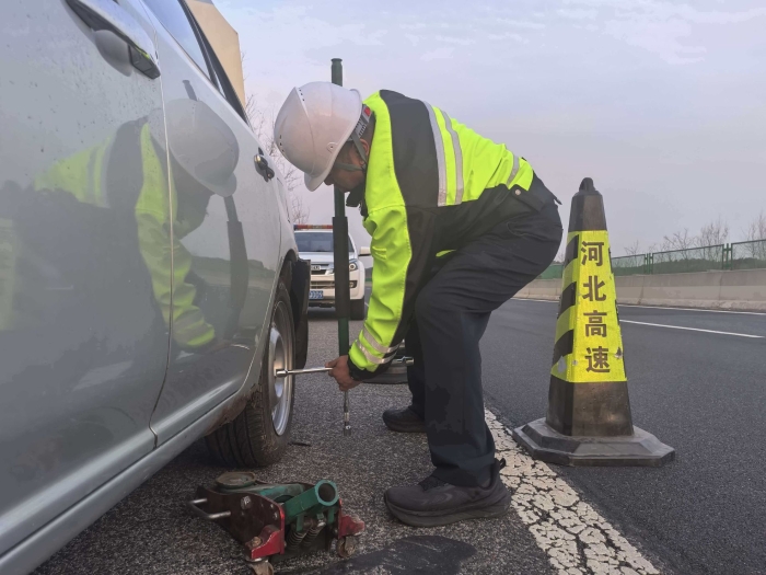 7a0aebda18e09a882114fea307813153